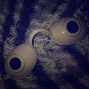 Super sunnies tanning goggles
